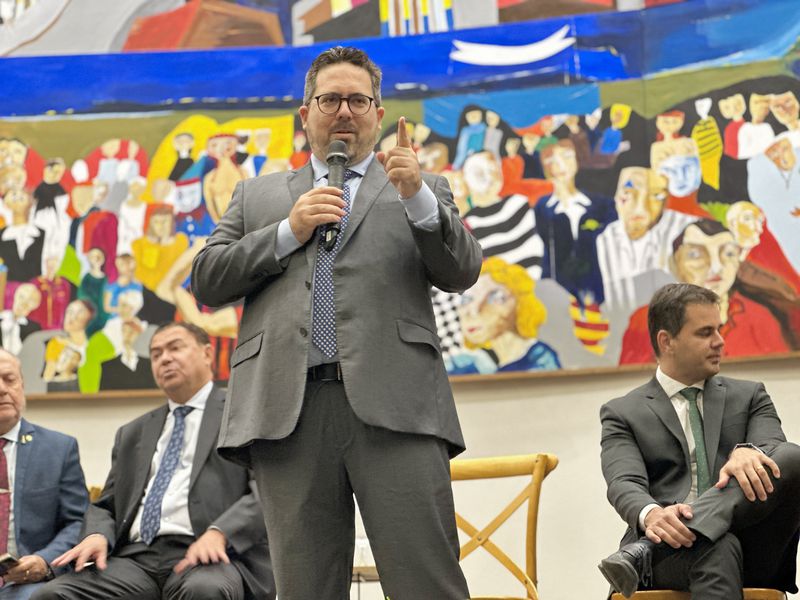 PaisagemRECONDUÇÃO DO DEFENSOR-GERAL DO ESTADO IV