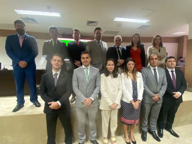 PaisagemPosse da Administração Superior e da equipe auxiliar de gestão da DPE/MA