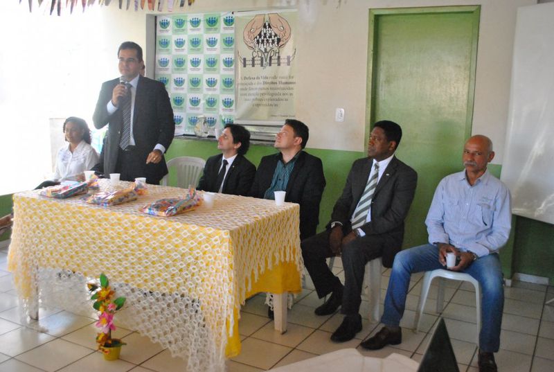 PaisagemPosse Popular de novos defensores I