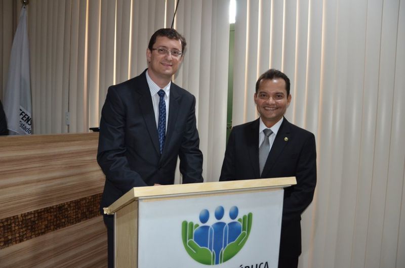 PaisagemPosse de novos defensores